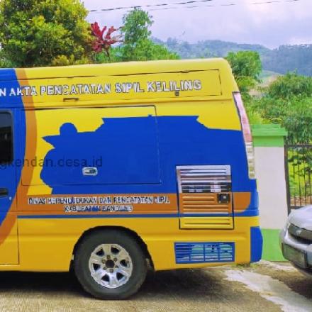 Pelayanan Mobile Adminduk Hadir di Desa Nagreg Kendan 